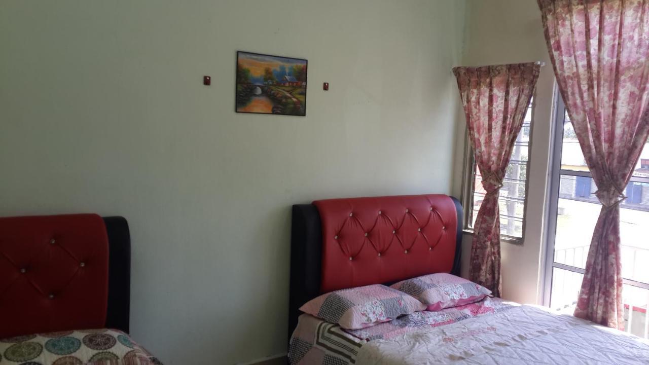 Daisyinn Budget Hotel Kuala Terengganu Kampong Gong Badak Buitenkant foto